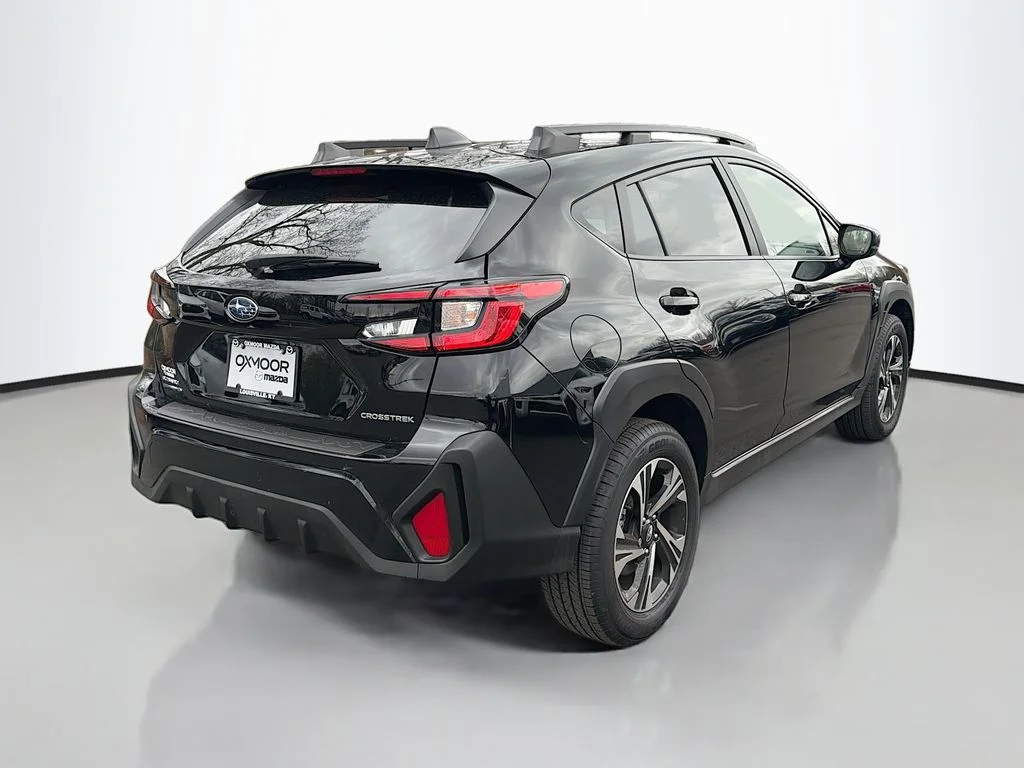 Used 2025 Crystal Black Silica Subaru Premium image 7