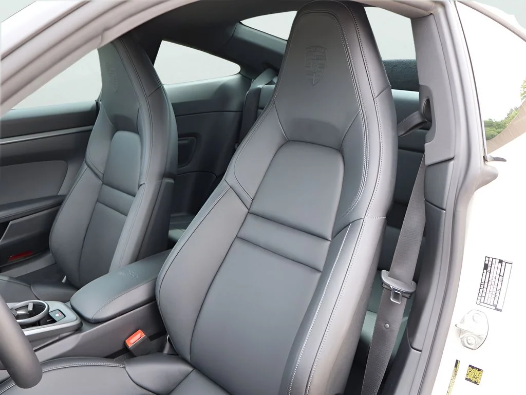 Certified Used 2025 Chalk Porsche  image 5