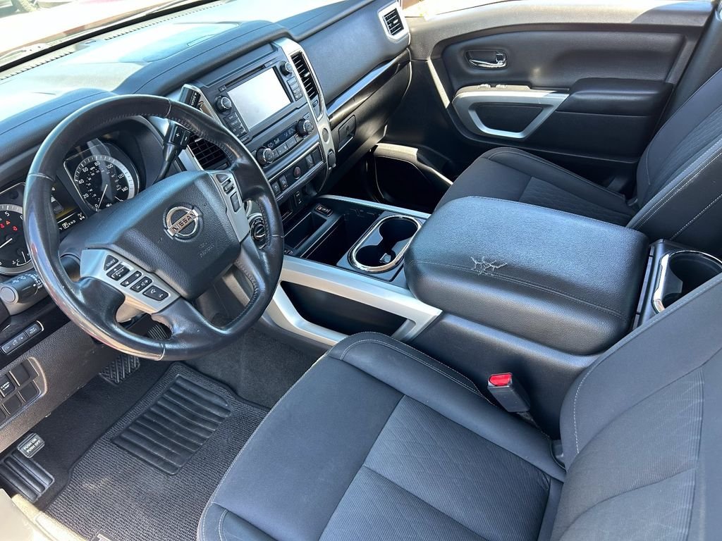 Used 2018 Red Nissan SV image 18