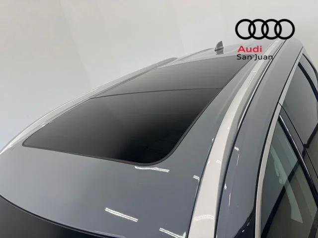 Used 2022 Gray Nissan SL image 13