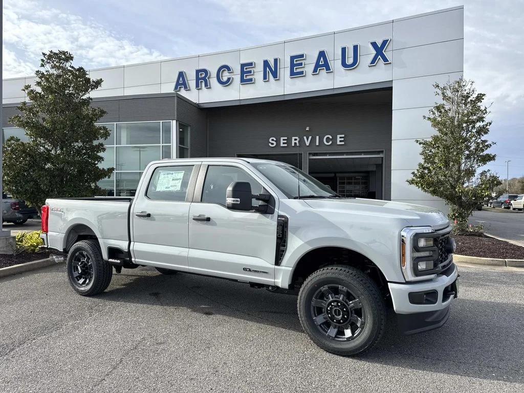 2026 Ford F-250 XL 4x4 Crew Cab 6-3/4' Box's photo