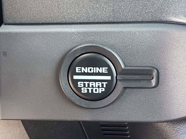 2025 Ford Bronco 4-Door Base - Photo 12