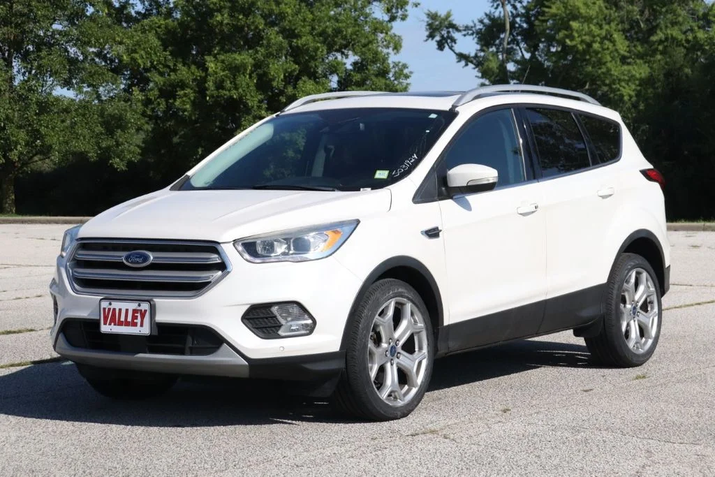 Certified Used 2019 White Platinum Clearcoat Metallic Ford Titanium image 5
