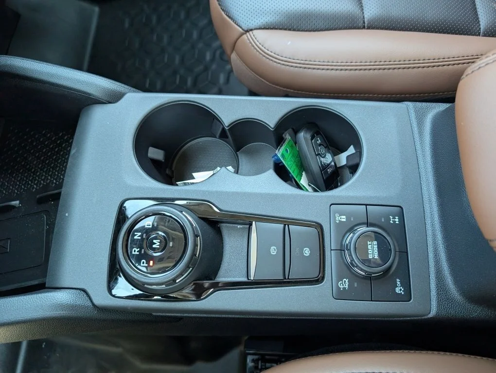 Used 2024 Gray Ford Badlands image 37