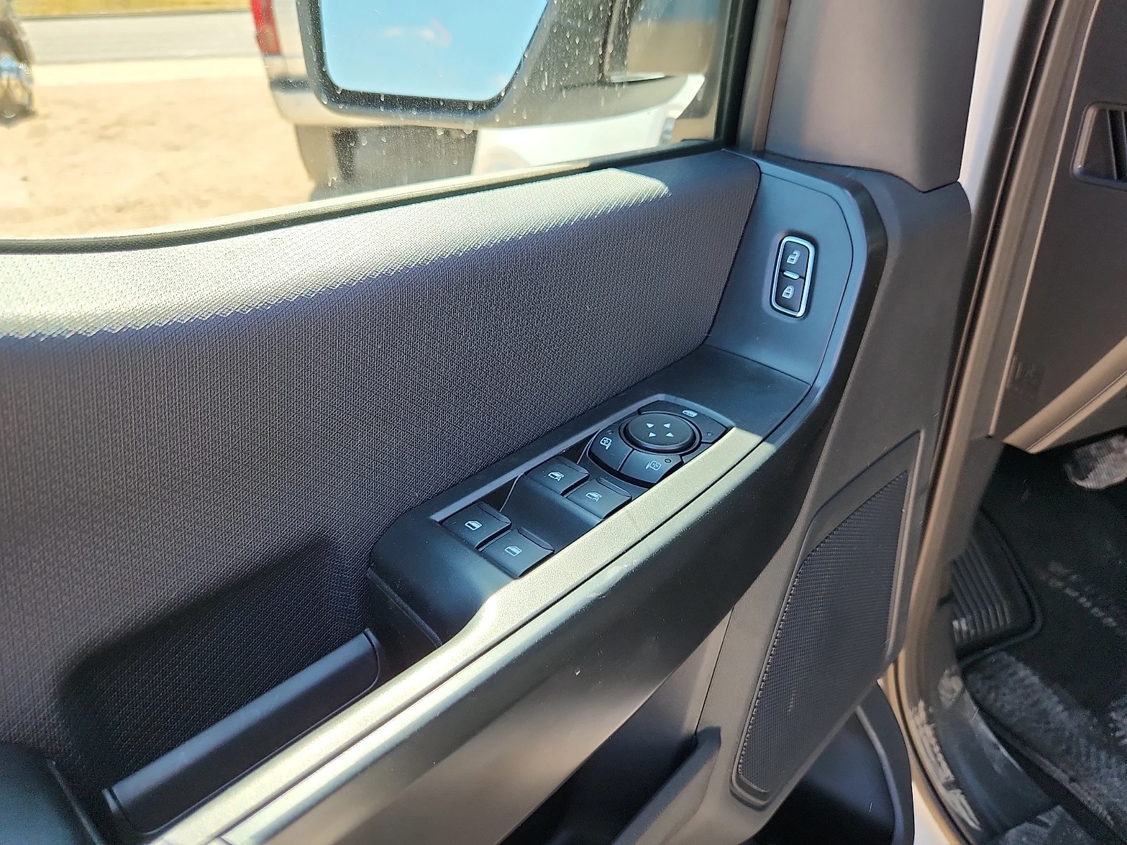 New 2026 Oxford White Ford STX image 15