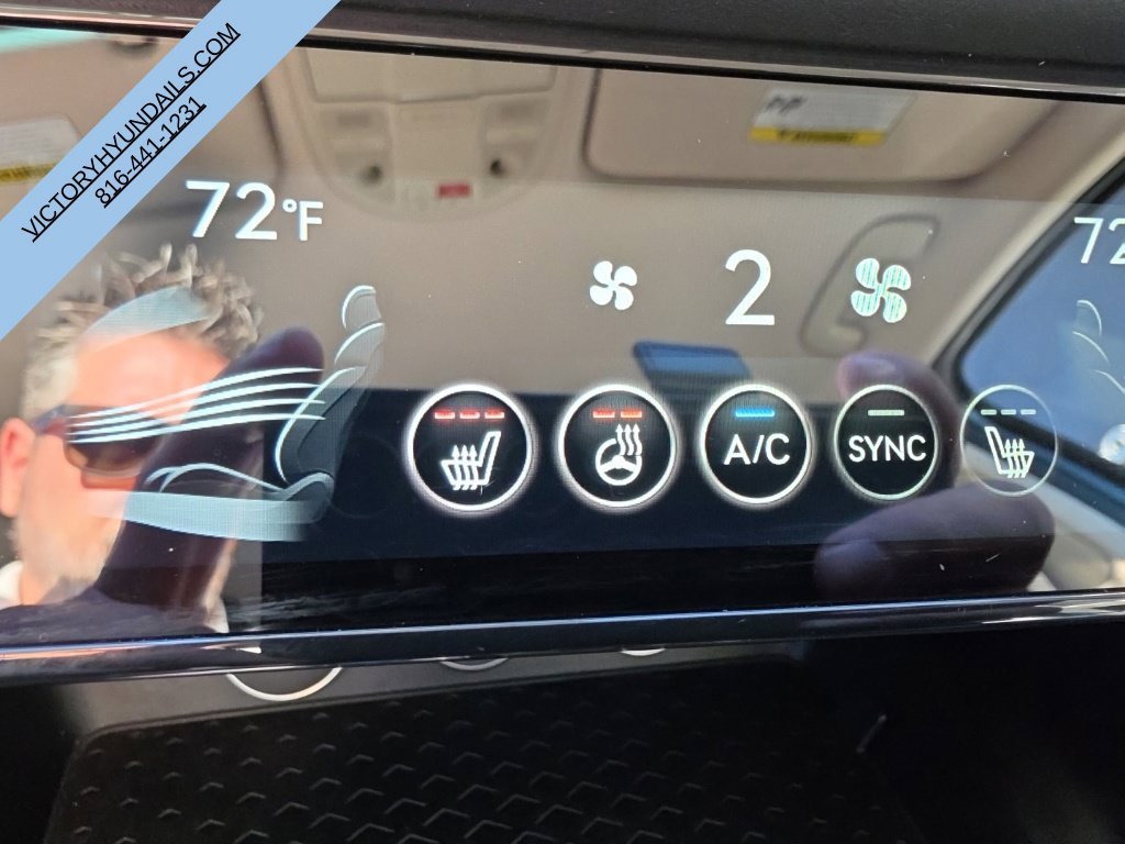 Used 2025 Gray Genesis 2.5T image 18