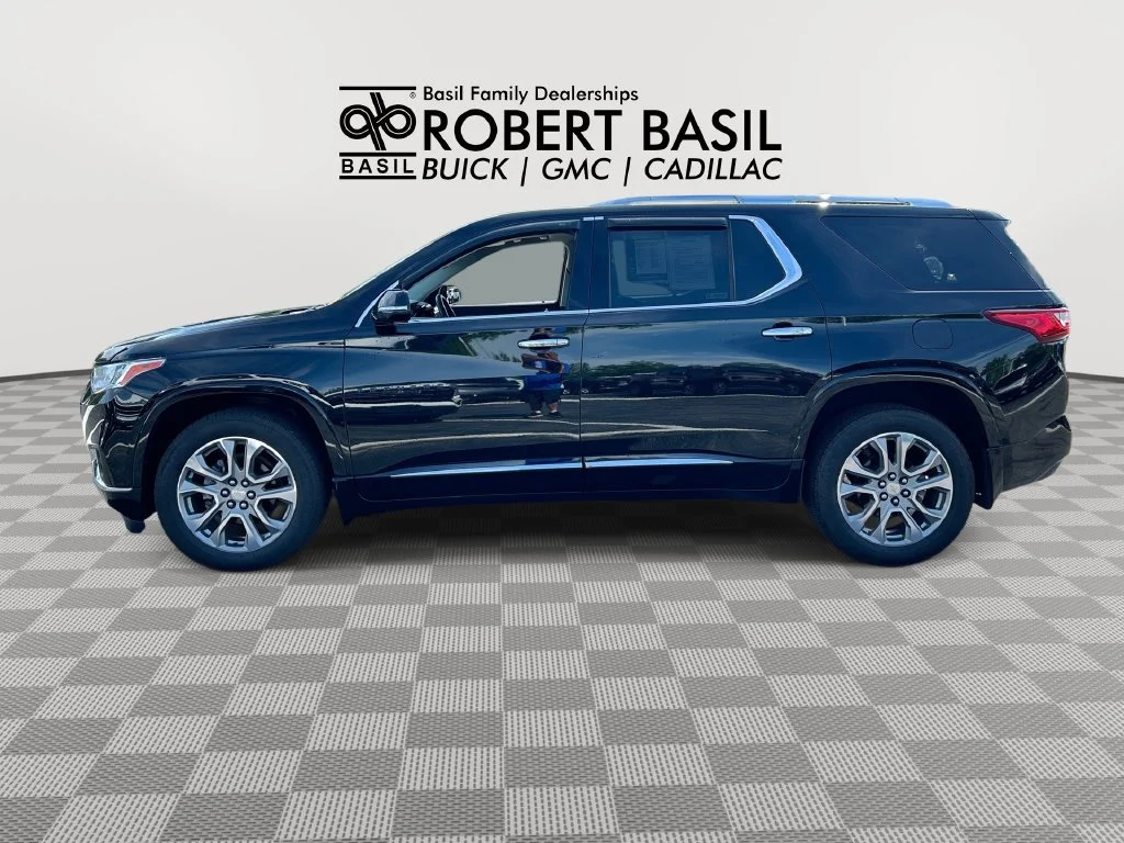 Used 2019 MOSAIC BLACK METALLIC Chevrolet Premier image 5