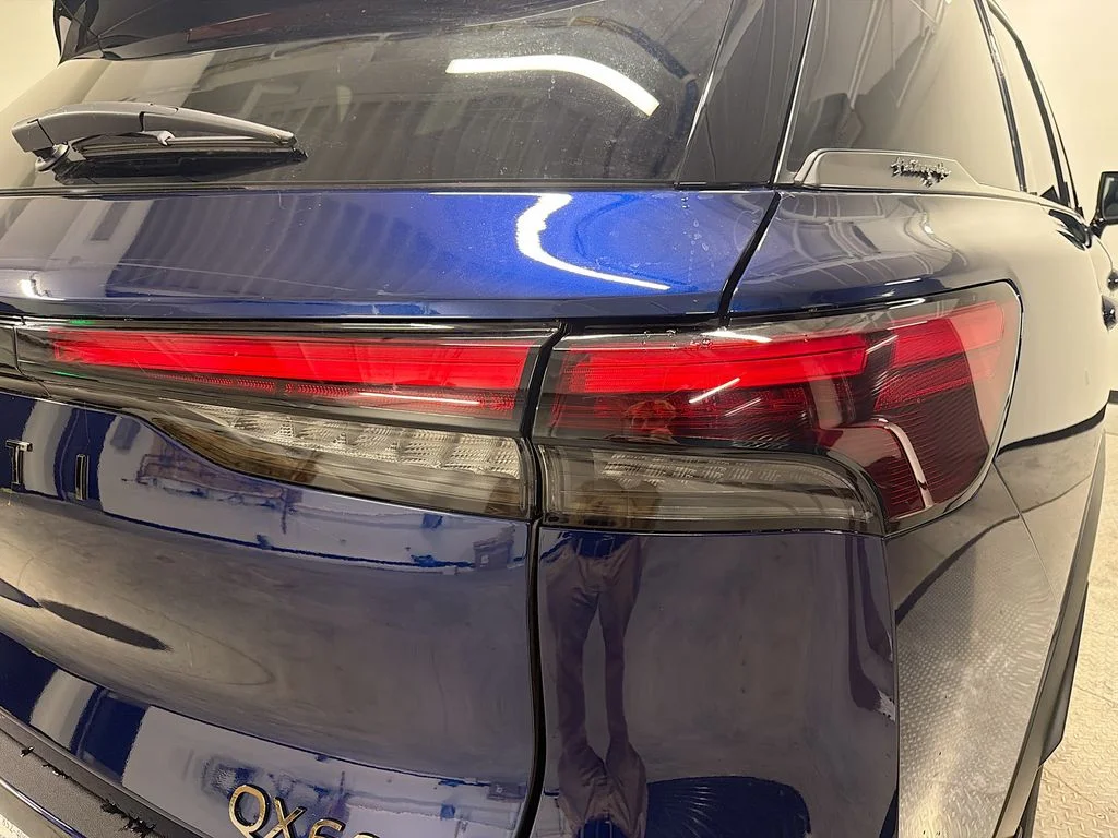New 2027 GRAND BLUE INFINITI Autograph image 34