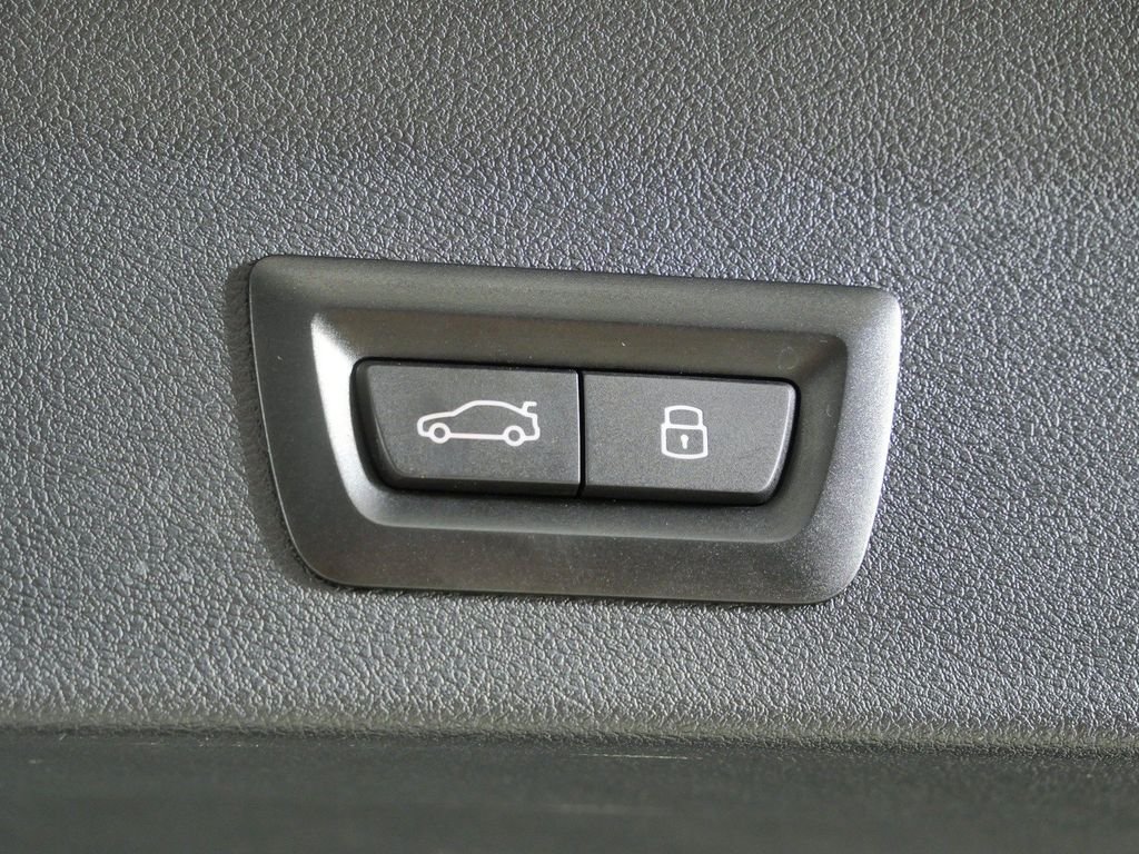 Certified Used 2024 Skyscraper Grey Metallic BMW xDrive30i image 33