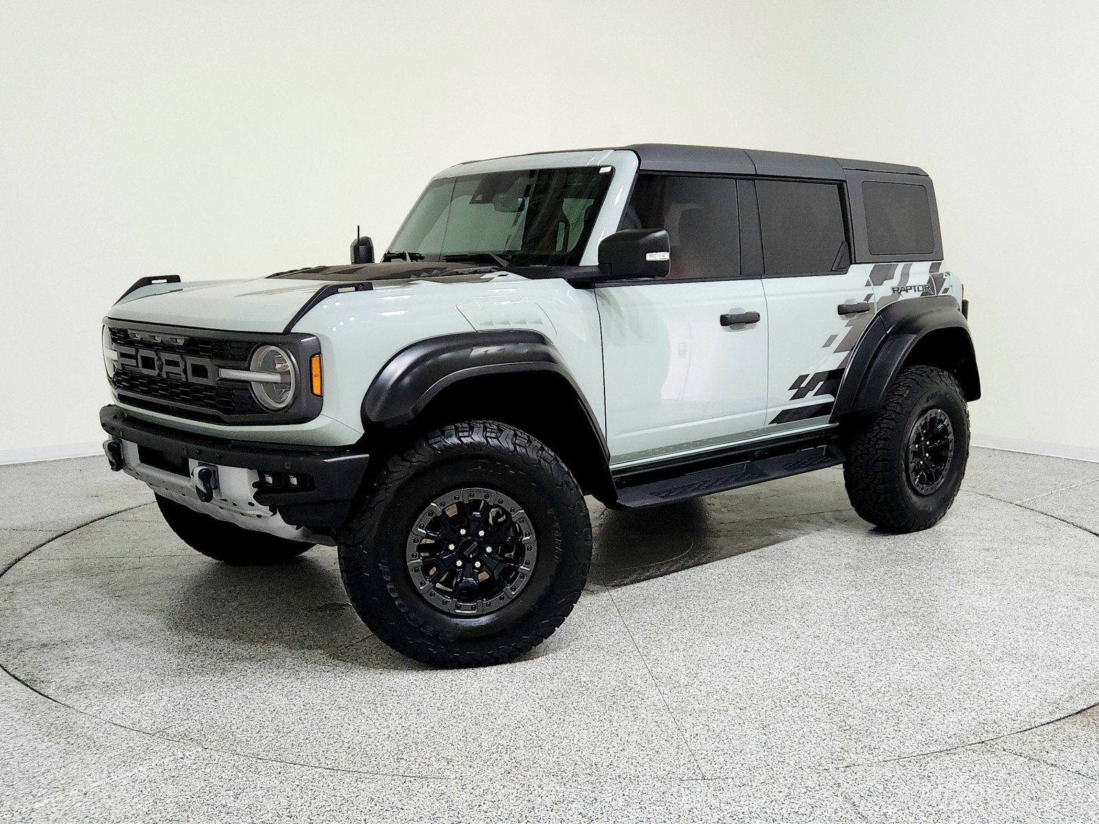 2022 Ford Bronco Raptor 4x4's photo