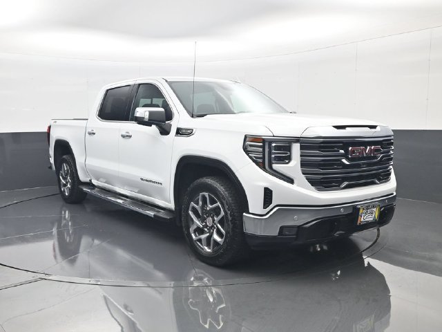 2023 GMC Sierra 1500 SLT - Photo 3