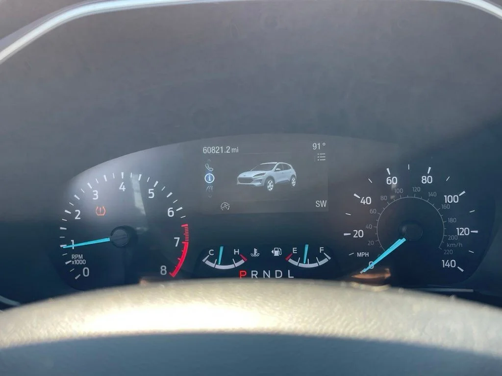 Used 2020 Gray Ford SE image 26