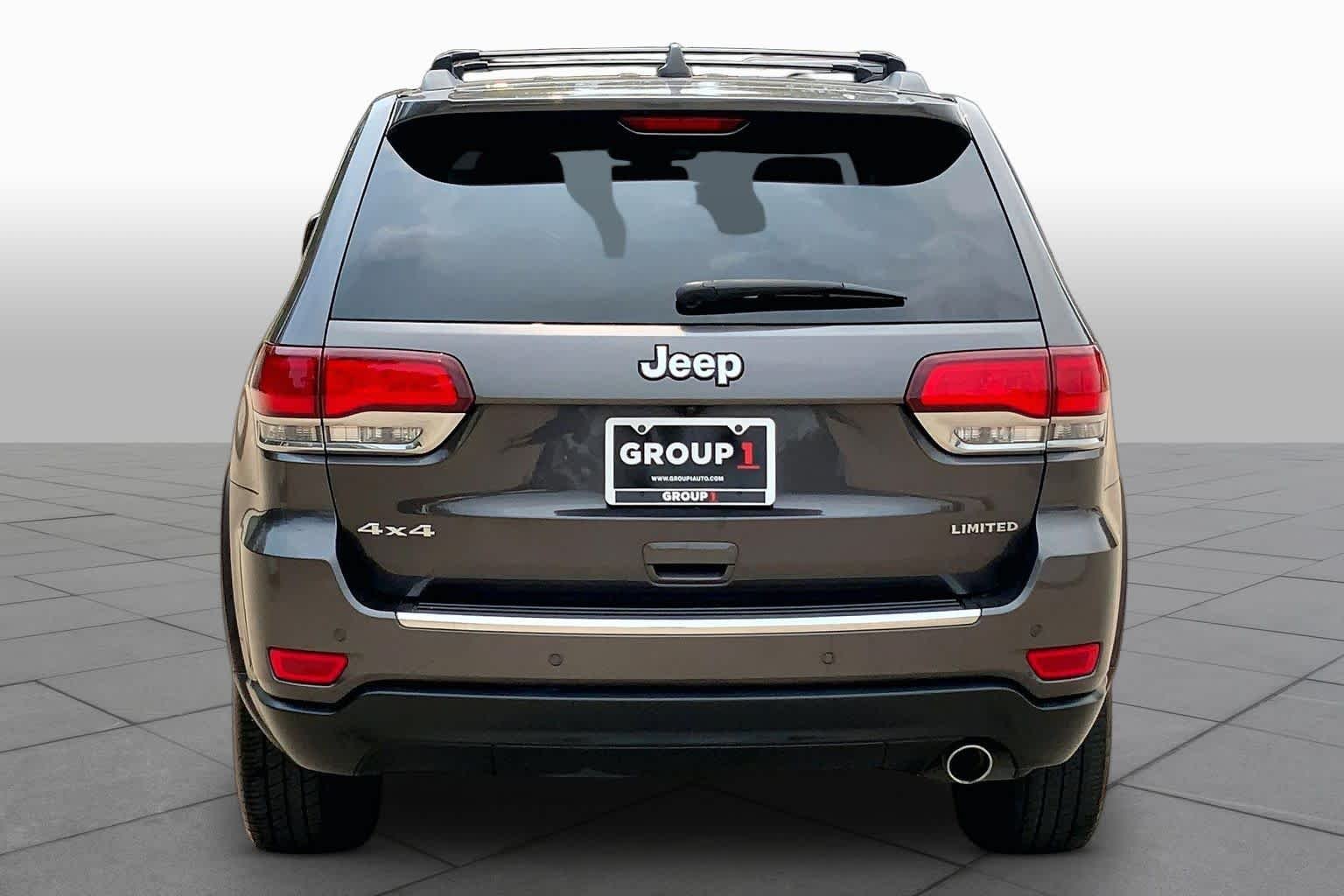 Used 2020 Granite Crystal Metallic Clearcoat Jeep Limited image 5