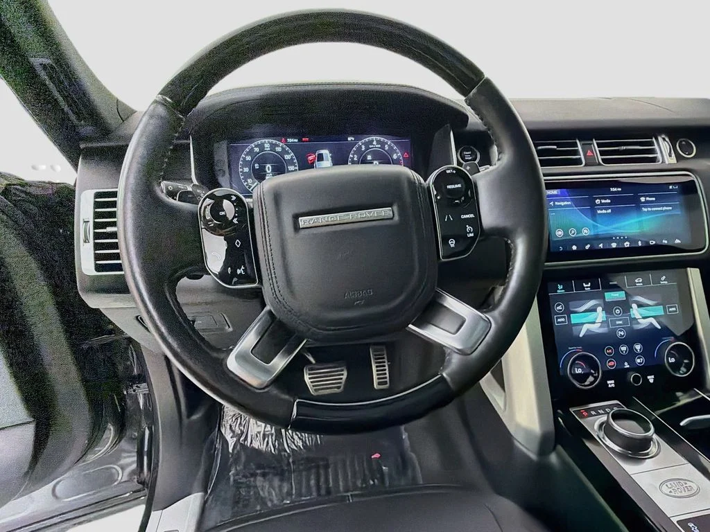 Used 2022 Green Land Rover Westminster image 11