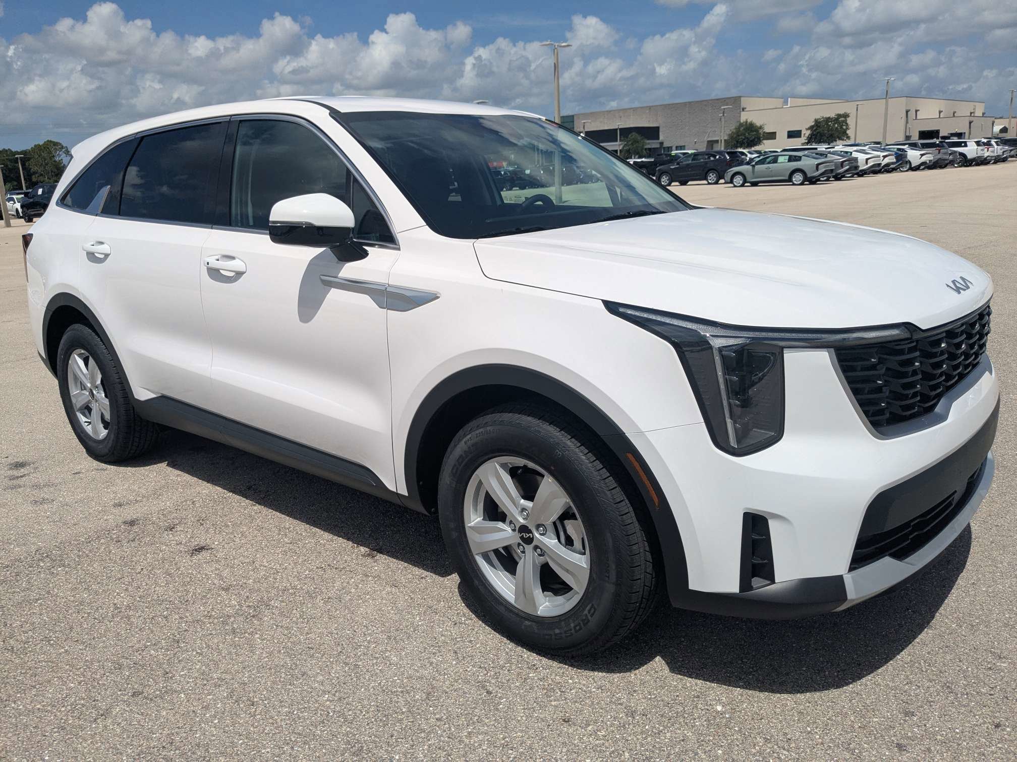 New 2026 Glacial White Kia LX image 2