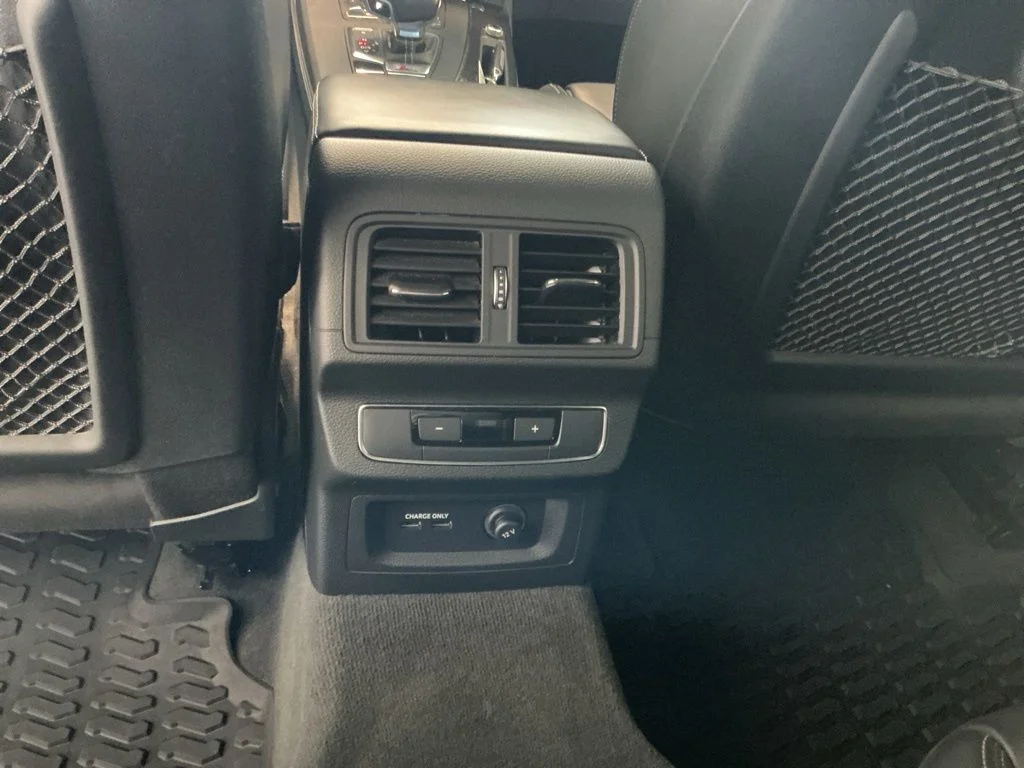 2020 Audi SQ5 Premium Plus - Photo 23