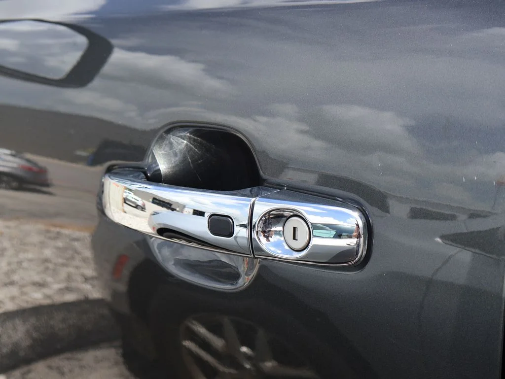 Used 2019 Gray Ford Lariat image 25
