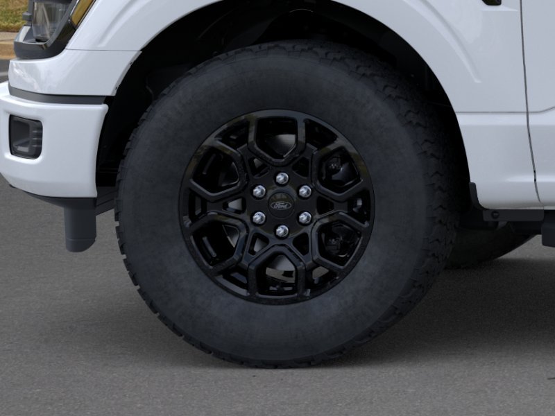 New 2026 Oxford White Ford XLT image 48