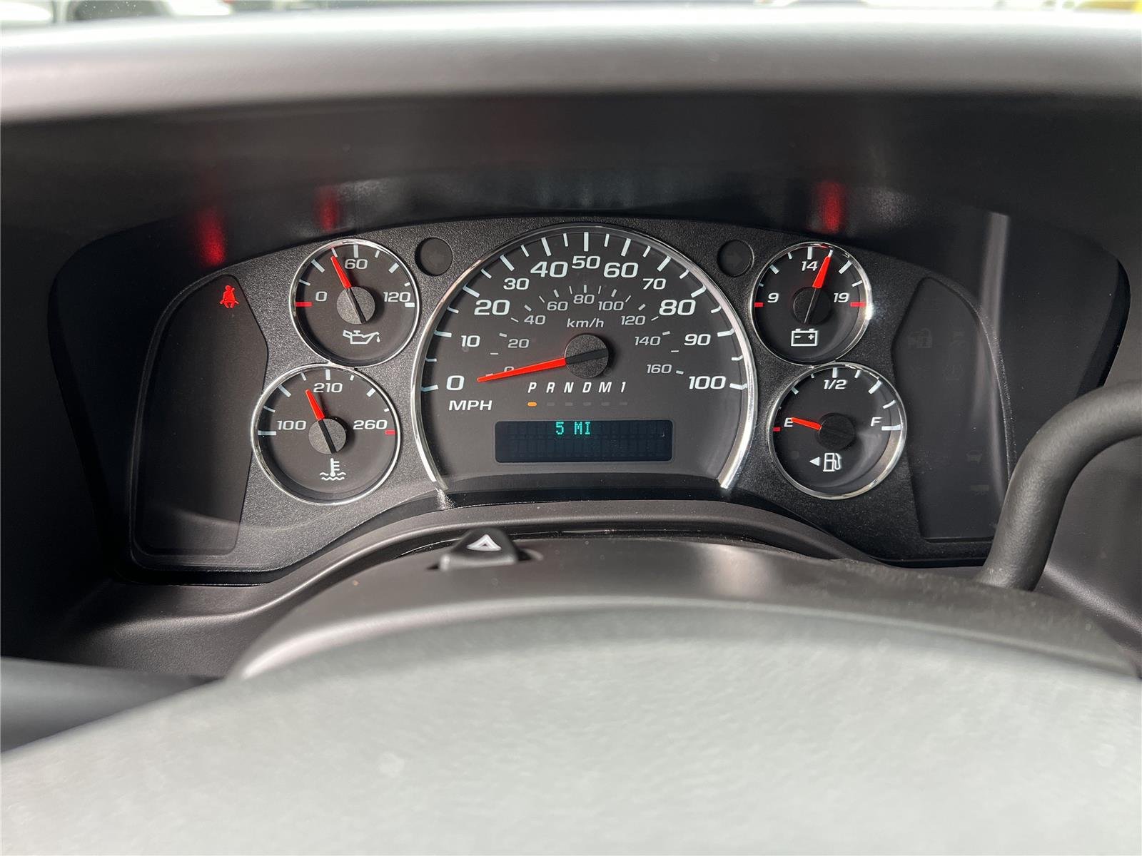 New 2025 Summit White GMC 1WT image 22
