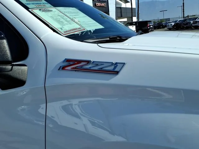 Used 2023 Summit White Chevrolet RST image 4