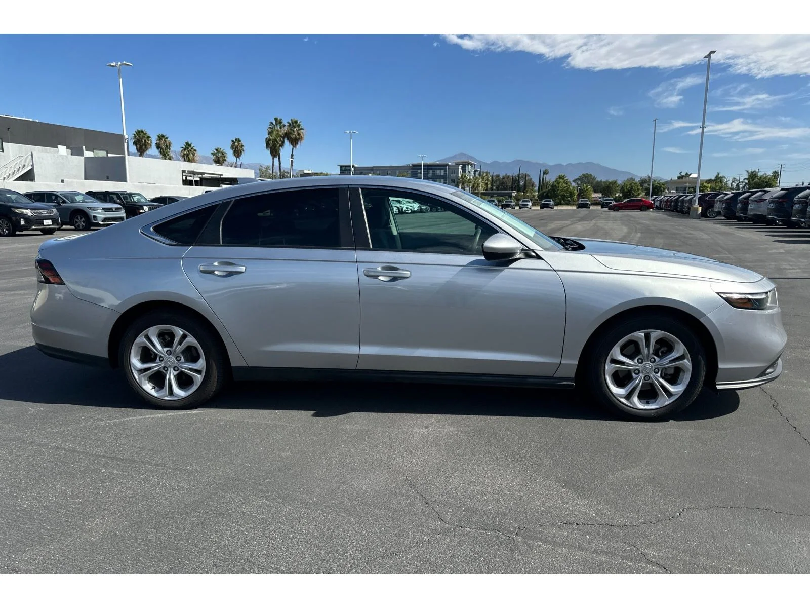 Used 2024 Solar Silver Metallic Honda LX image 7