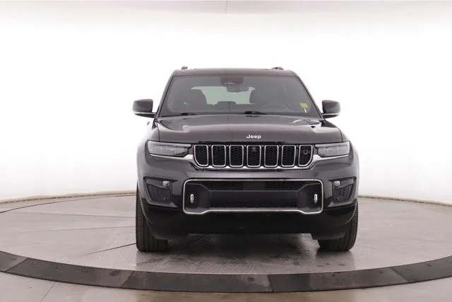 Used 2025 Black Jeep Overland image 12