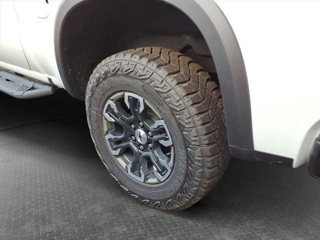 2025 Chevrolet Silverado 1500 ZR2 - Photo 7