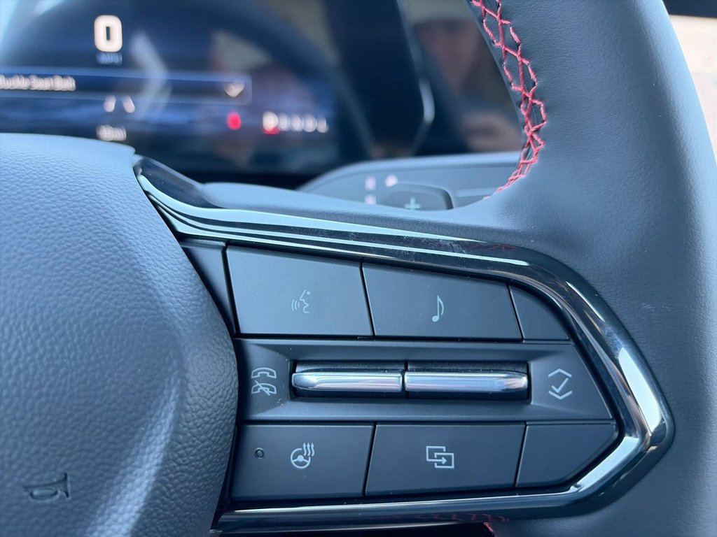 2027 Chevrolet Equinox RS - Photo 24