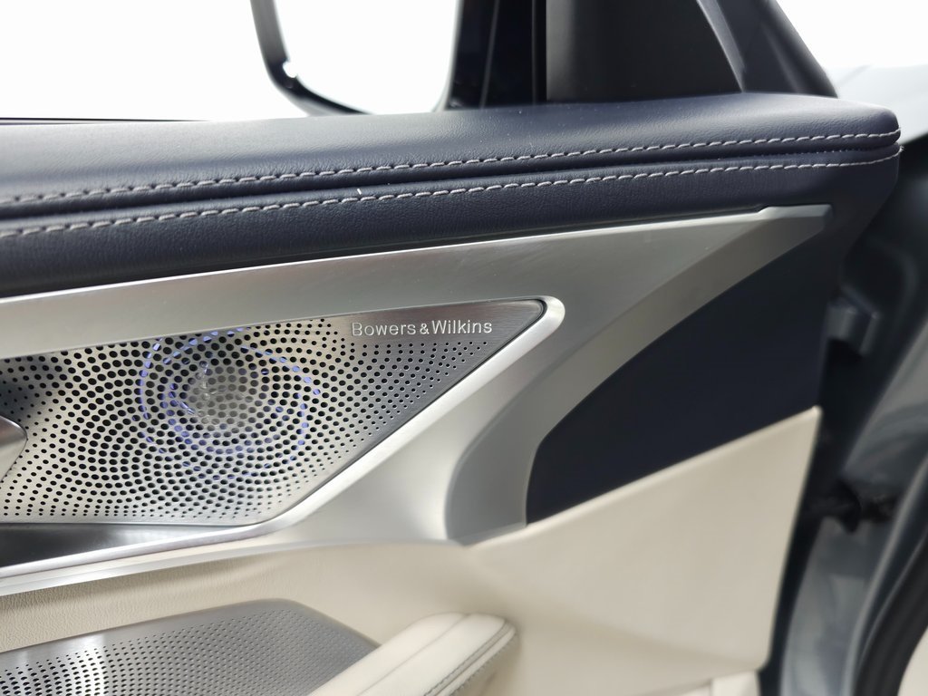 2023 BMW M850I - Image 15