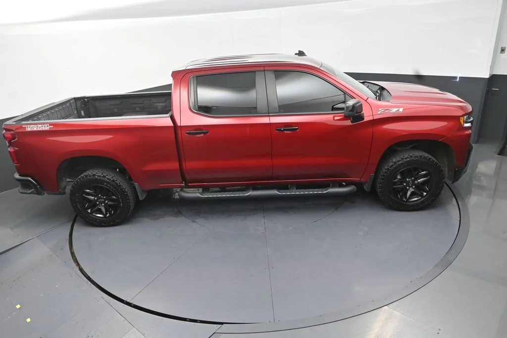Used 2021  Chevrolet LT Trail Boss image 22