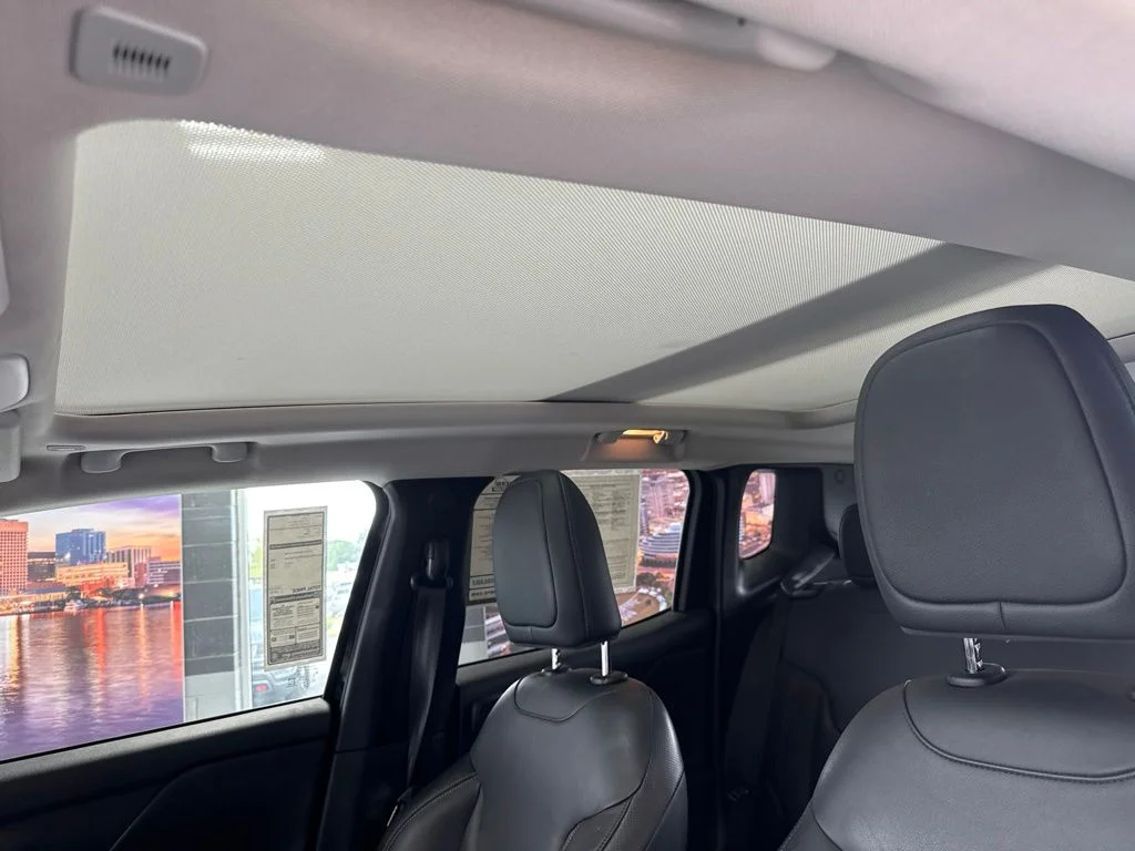 Used 2022 Black Jeep Limited image 20