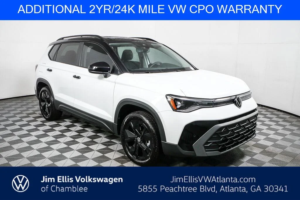 New 2026 Pure White w/Deep Black Roof Volkswagen SE Black image 1