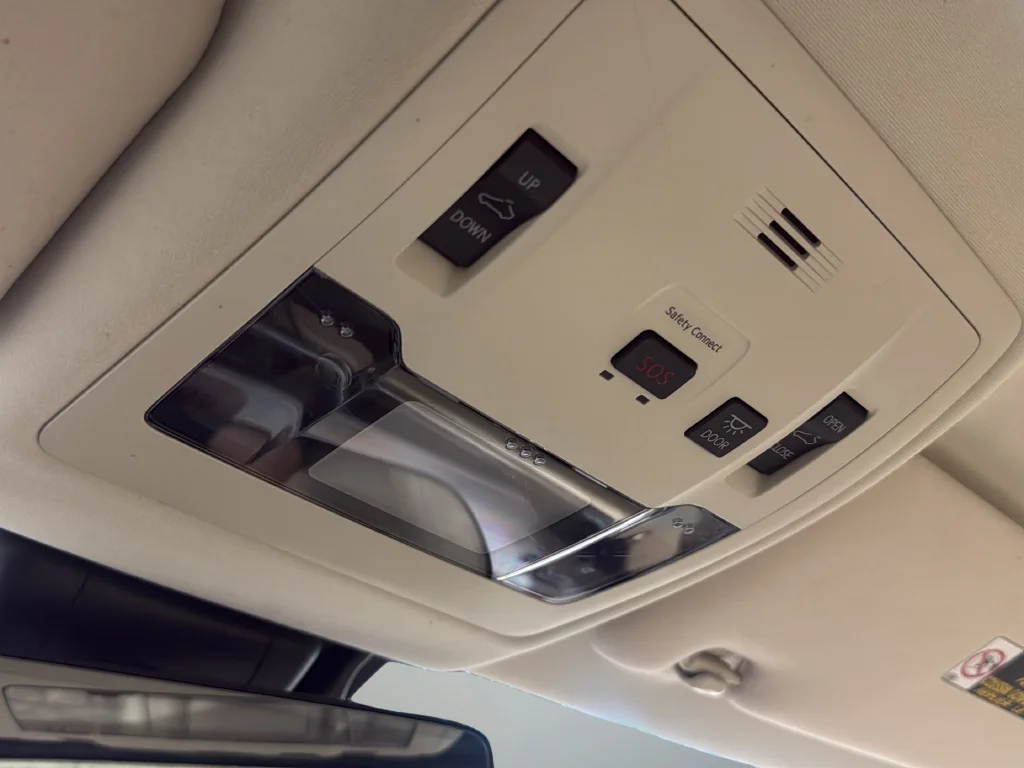Used 2017 White Lexus 350 image 28