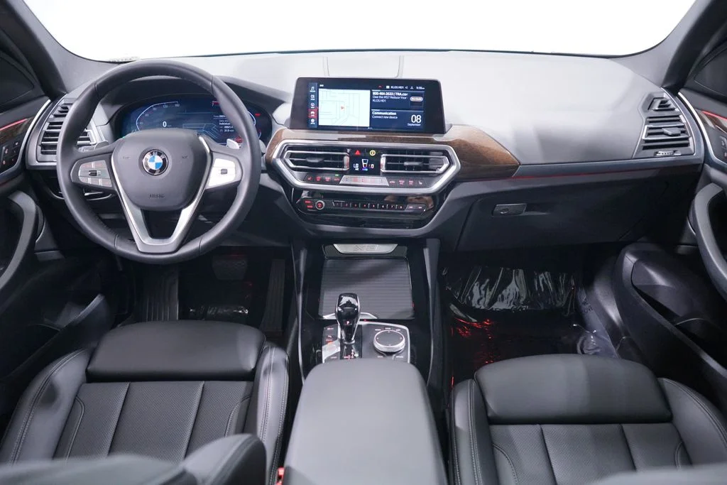 Used 2024 Alpine White BMW sDrive30i image 15