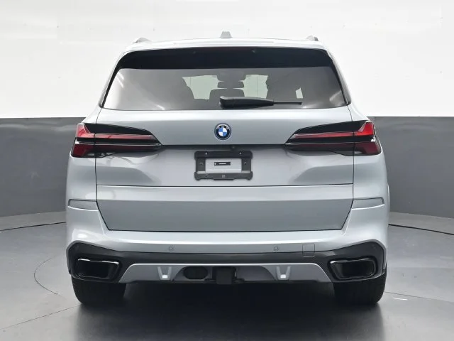 Used 2024 Gray BMW xDrive50e image 6