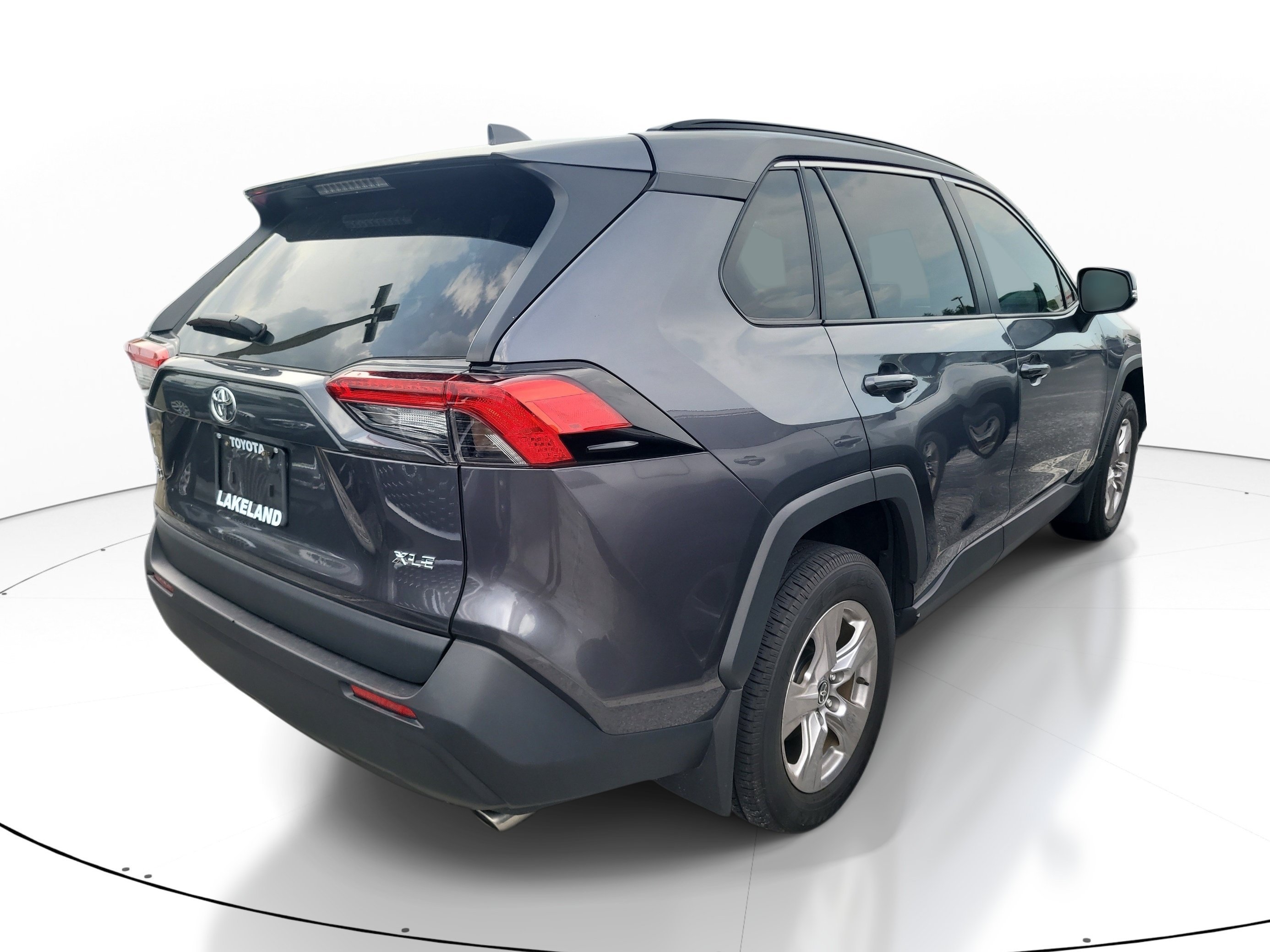 Used 2025 Magnetic Gray Metallic Toyota XLE image 6