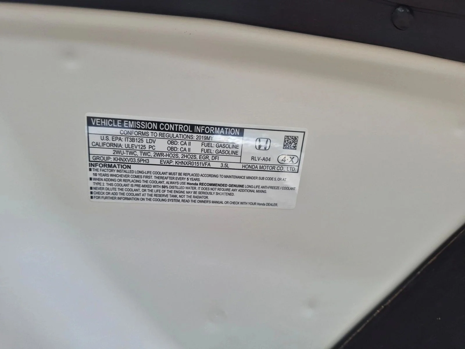 Used 2019 White Diamond Pearl Honda EX-L image 24