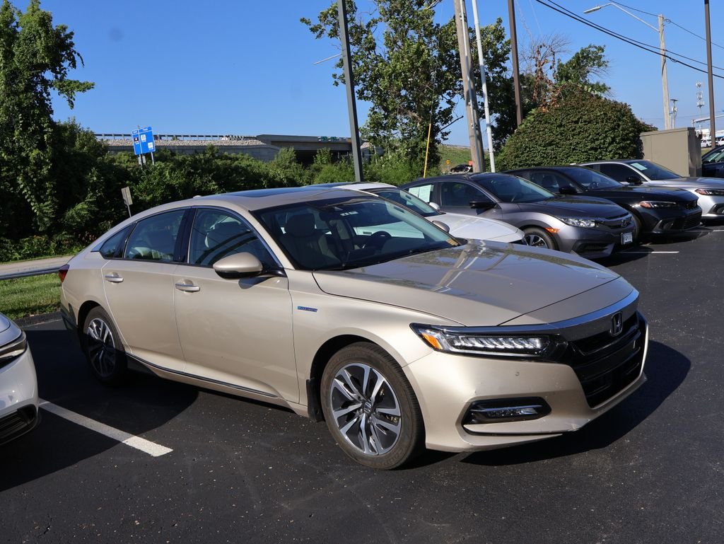 Used 2020  Honda Touring image 4