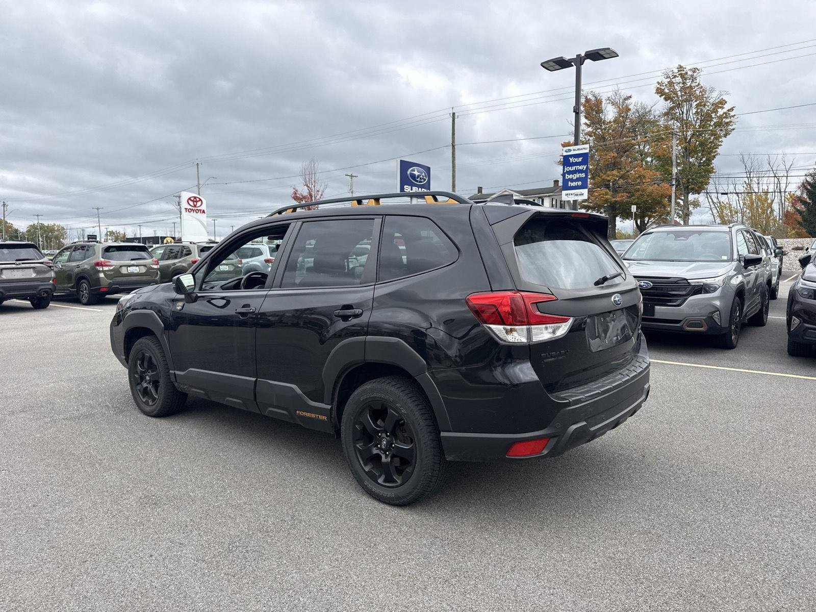 Used 2023 Crystal Black Silica Subaru Wilderness image 5