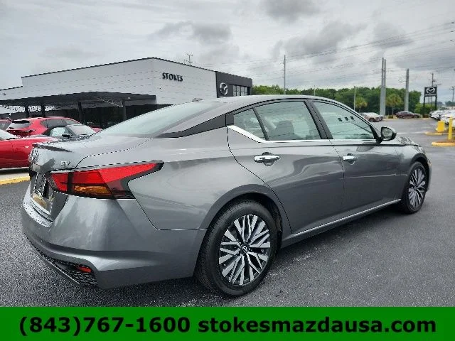 Used 2023 Gray Nissan 2.5 SV image 7
