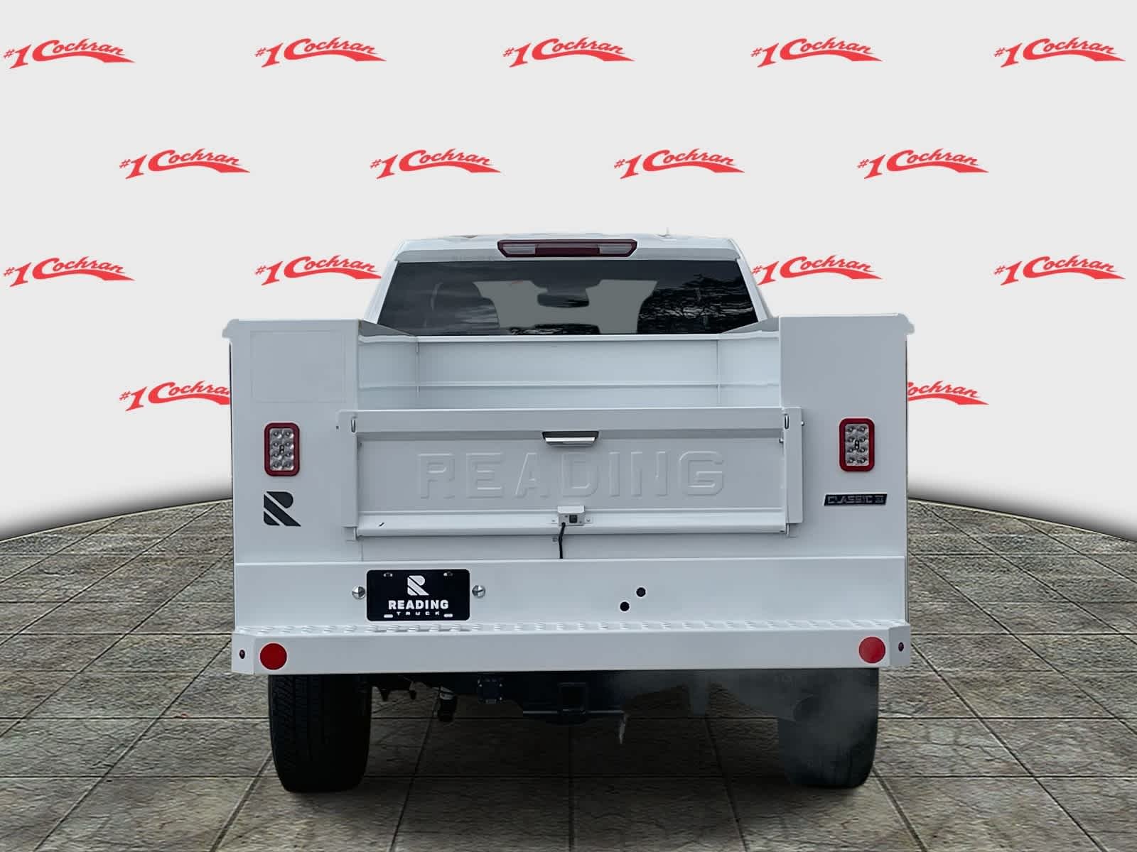 2025 Chevrolet Silverado 3500HD photo 2