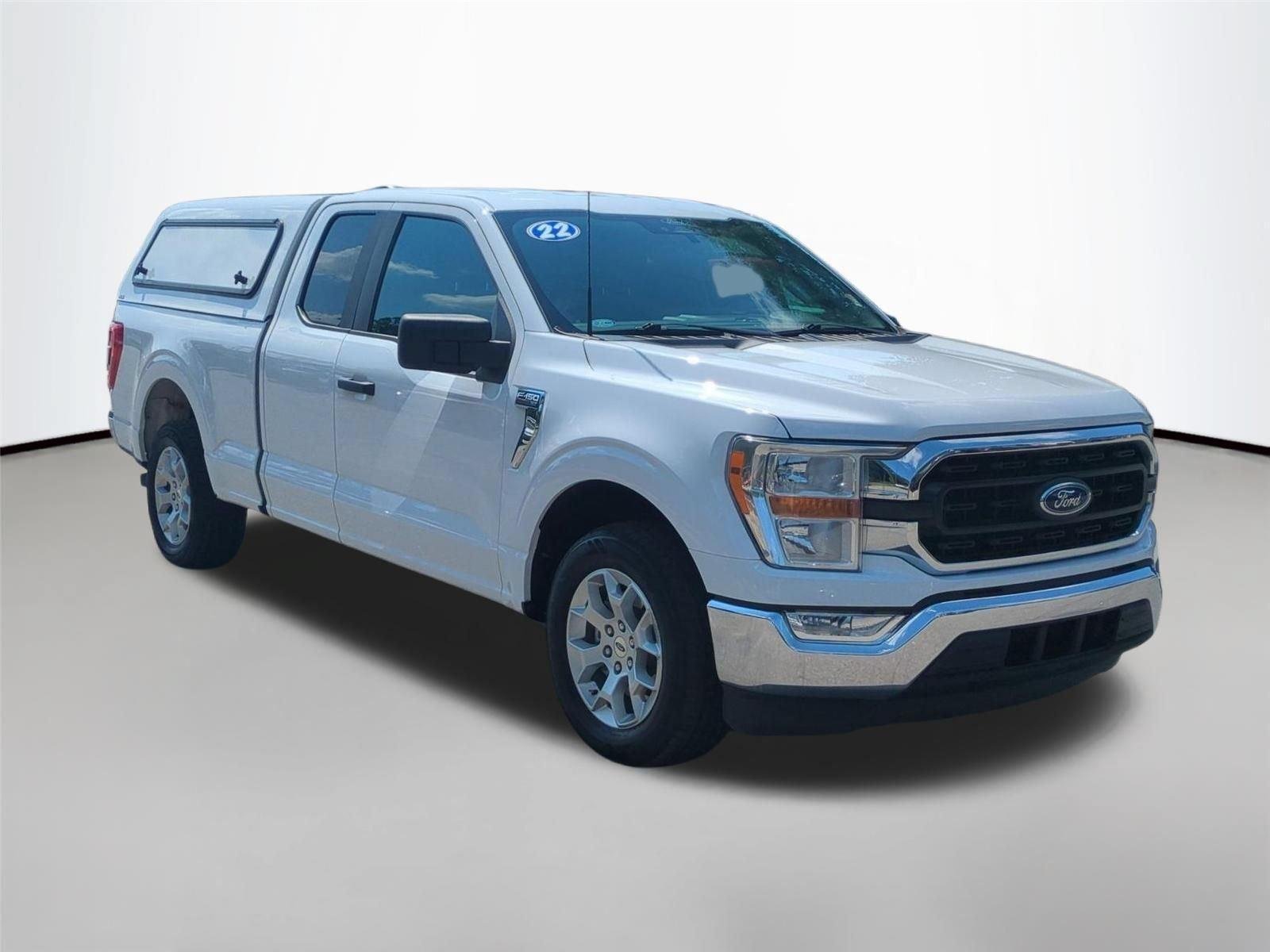 Used 2022 Oxford White Ford XLT image 7