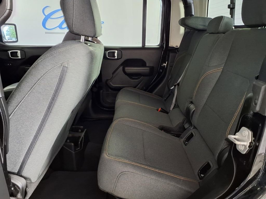 Used 2024 Black Clearcoat Jeep Sport S image 11