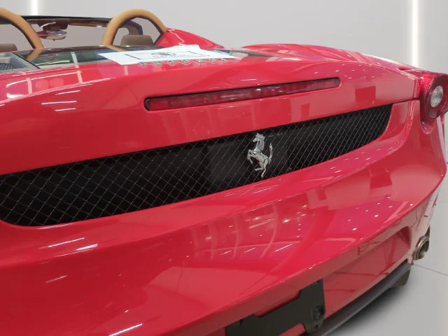Used 2009  Ferrari Spider image 32
