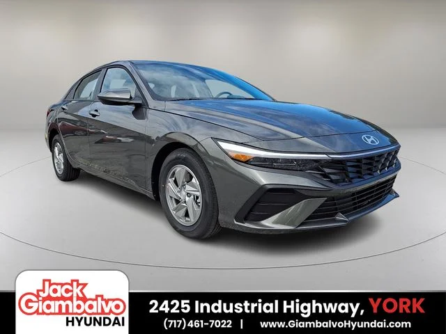 New 2026 Gray Hyundai SE image 1