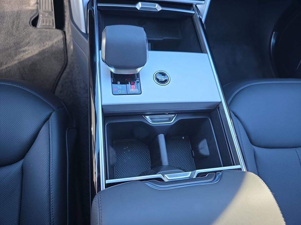 2025 Land Rover Range Rover SE - Photo 26