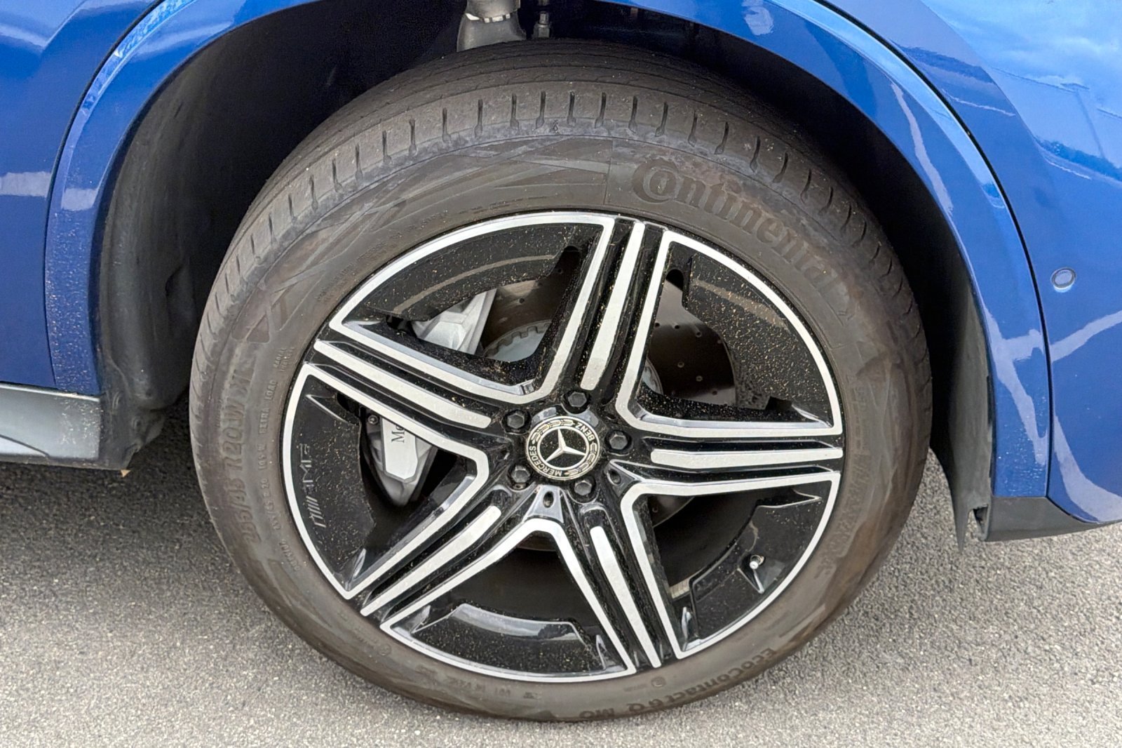 Used 2023 Blue Mercedes-Benz GLC 300 image 6