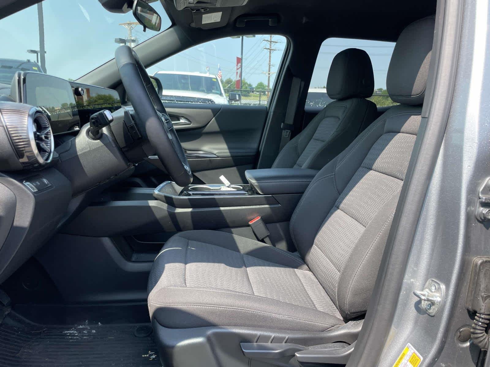 Used 2025 Sterling Gray Metallic Chevrolet LT image 22