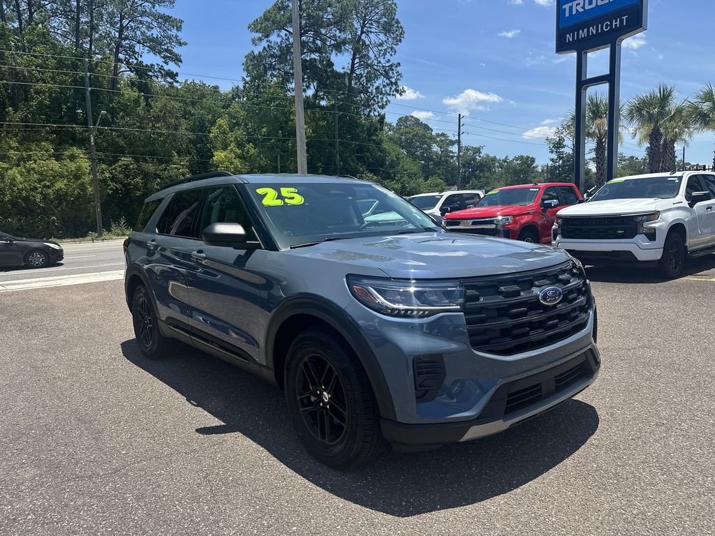 Used 2025 Blue Ford Active image 10