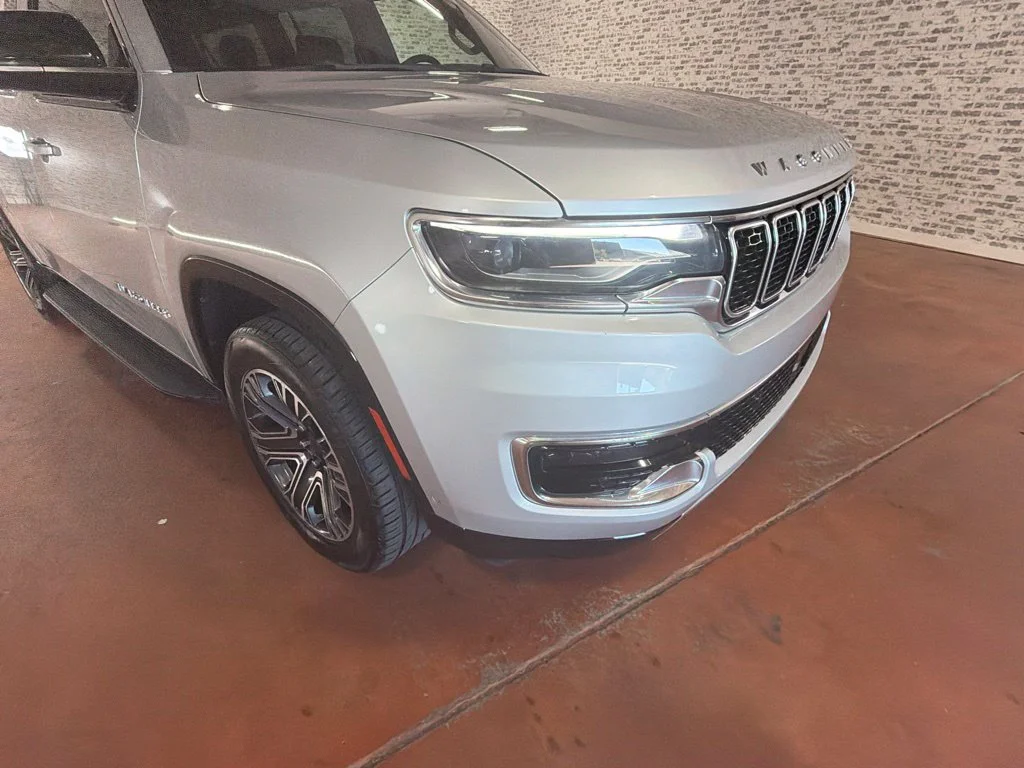 Used 2024 Silver Zynith Jeep Series II image 9
